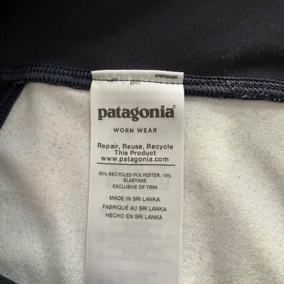 Patagonia yoga 2-Piece set Tshirt + Crops - Picture 3 of 12